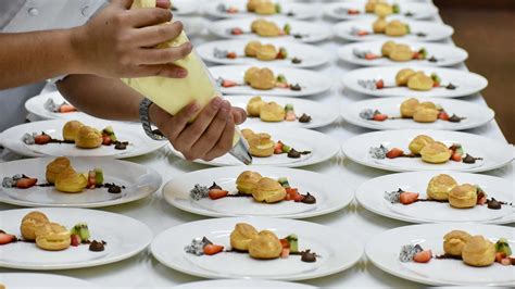 Banquet Chef: Pros, Cons, Salary & Career Guide
