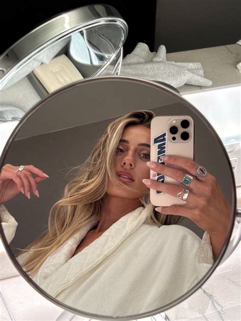 MADELINE HOPE – Instagram Photos and Videos 01/08/2026 – HawtCelebs