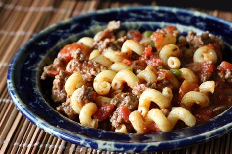 Spicy Pasta With Ground Beef and Tomatoes Recipe