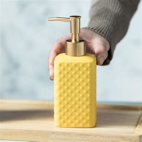 UMAI Liquid Soap Dispenser | Stoneware | Bathroom Sanitizer, Lotion ...