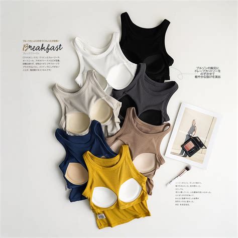 Viral Padded Tank Top – Twirl Around World