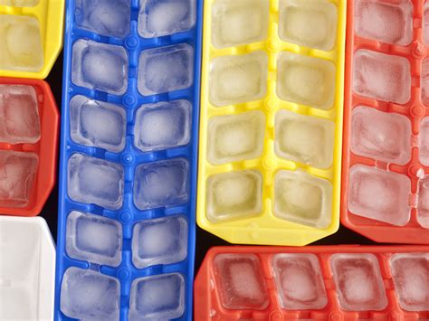 My toddler hits and bites himself. What should I do? | BabyCenter