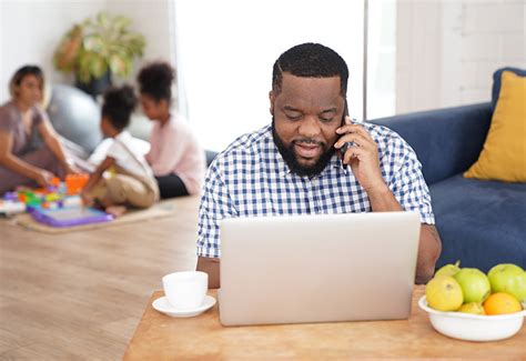 Tech Support Scammer 的图像结果