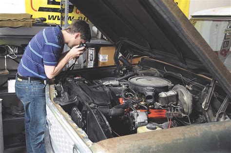 Chevy Engine Disassembly 的图像结果