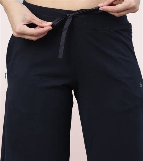 City Shorts | Cotton Knee Length Shorts – Enamor