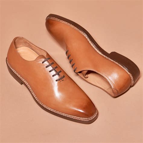 Shop Premium Handcrafted Leather Shoes for Men & Women | dmodot