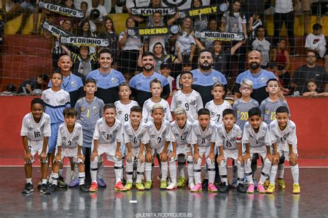Equipe sub-9 de futsal do Santos FC conquista a Copa Expresso/ANE - Santos Futebol Clube