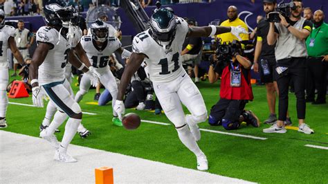 Week 10 Fantasy Football Rankings 2022 - Wolf Sports