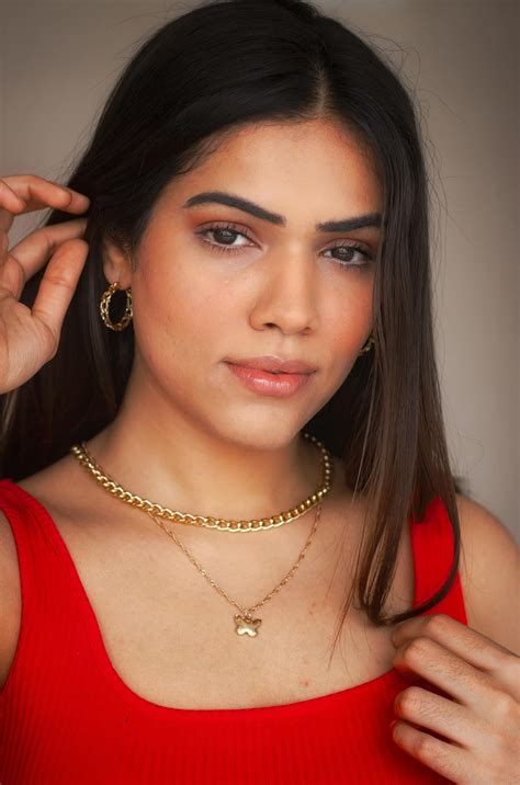 Varsha Mall's Amazon Page