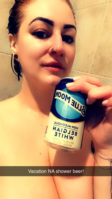 NA Blue Moon : r/showerbeer