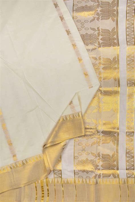 Off White Pure Kerala Cotton Line Butta Grand Golden Lotus Pallu Templ ...