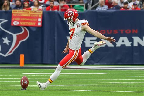 Andy Reid sounds 'flag football' alarm about NFL kickoff rule