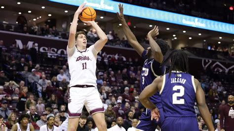 Bears Big on the Boards Again in Win over FIU - Missouri State