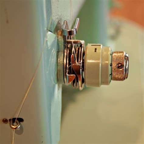 Singer Overlocker Tension Problems 的图像结果