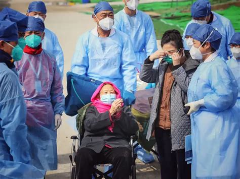 How lethal COVID-19 is? - Coronavirus: Who is most at risk of dying ...