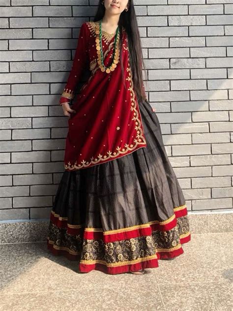 42 Traditional nepali clothing.💞 ideas in 2025 | gurung dress ...