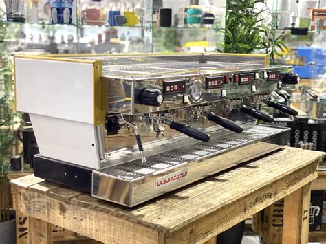 La Marzocco Linea Classic 4 Group - Coffee Machine Warehouse ...