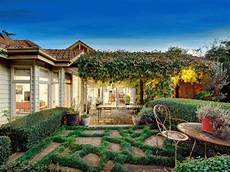 Australian Cottage Garden by Photo Of A Cottage Garden Design From A Real Australian Australian Cottage Garden