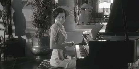 Black Mirror Season 7 Episode 3 'Hotel Reverie' Review