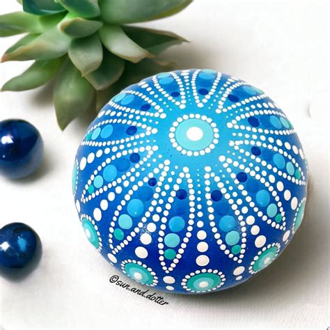 Peas in a Pod Mandala Stone - Sun and Dotter