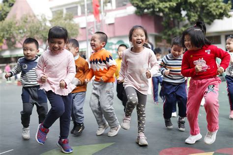 生育高峰年儿童即将入学 广州学位预警如何破?-南方都市报·奥一网