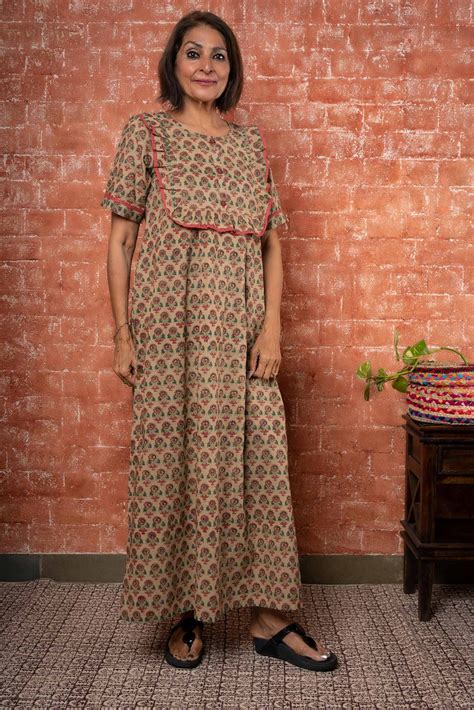 KHAKHI GREEN BLOCK PRINTED NIGHT GOWN-NG57 – Navyas Fashion