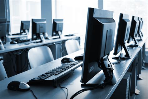 Personal Computer Room 的图像结果