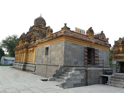 Uttiramerur: Kailasanatha Temple (and others) | Sarson ke Khet