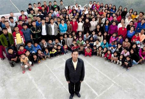 International Family Day 2019 The World Biggest Family The Man With 39 ...