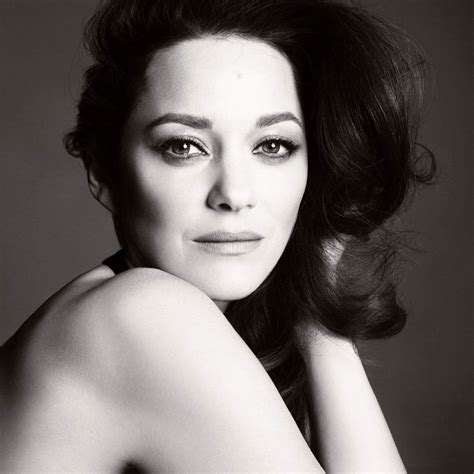 Marion Cotillard Signed for Chanel NO.05 - Time International