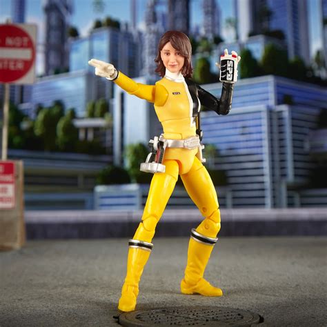 Power Rangers S.P.D. Yellow Ranger Joins Hasbro’s Lightning Collection