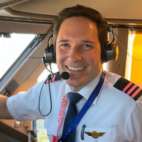 Amazon.in: Captain Joe: books, biography, latest update