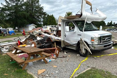 Exploding RV 的图像结果