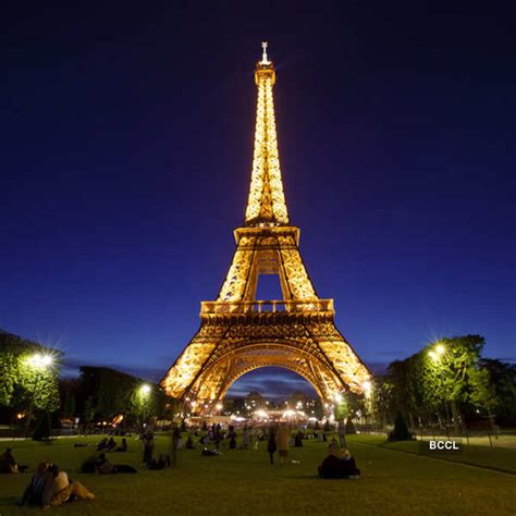 Famous landmarks turn suicide points- The Etimes Photogallery Page 21