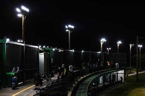 Mariner’s Point Golf Center - SimplyLEDS