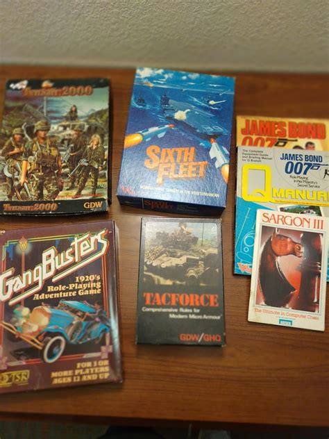 4 role playing board games & random manual lot - munimoro.gob.pe