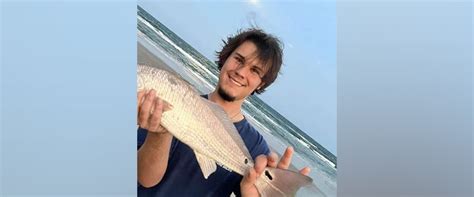 Authorities searching for clues after Texas college student ...