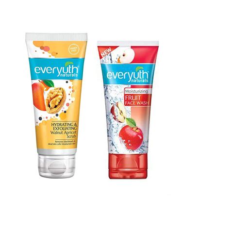 Everyuth Natural Hydrating And Exfoliating Walnut Apricot Scrub, 100gm ...