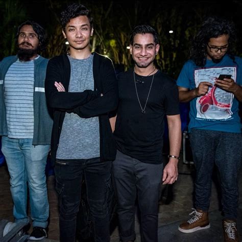 Local Train Local Train 的图像结果