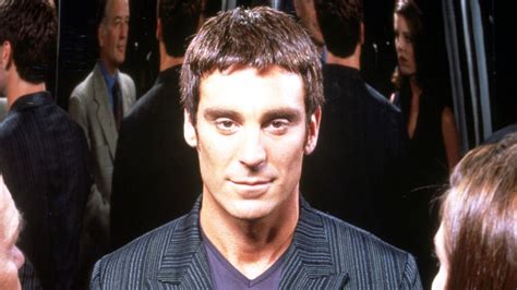 Le Caméléon, à quel point a changé Michael T. Weiss, héros de cette ...