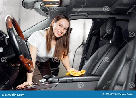 Car Wash Attendant Job at Crystal Yazzie blog