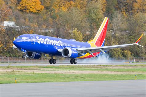 End Of An Era: Southwest Retires Its Final Boeing 737-700 With Canyon ...