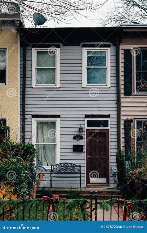 Capitol Hill 的图像结果