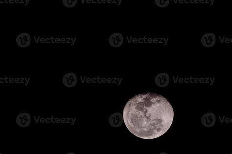 Moon View 的图像结果