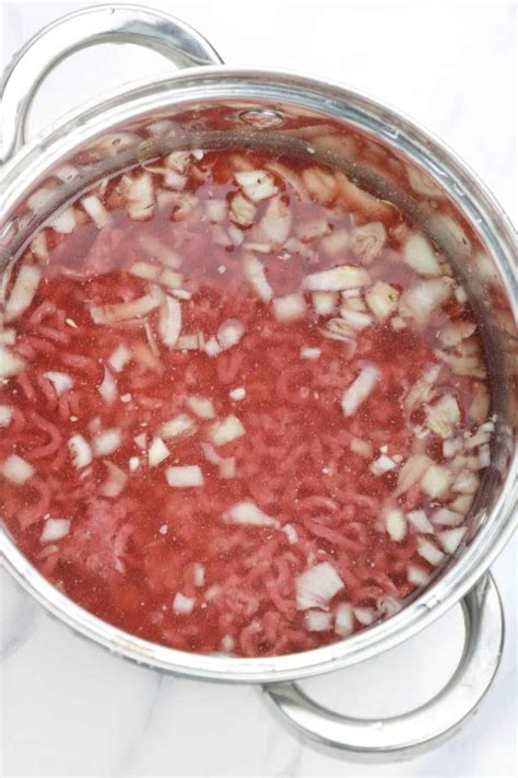 How To Boil Ground Beef (Boiled Ground Beef) - cookinghelpcenter.com