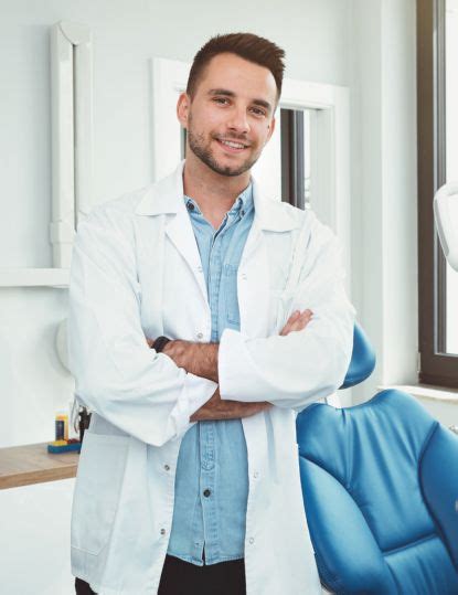 About Smilo Dental Implant Specialists