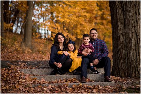 What Colors To Wear For Spring Family Pictures