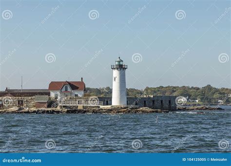 Portsmouth Harbor Lighthouse and Fort Constitution State Historic Site ...