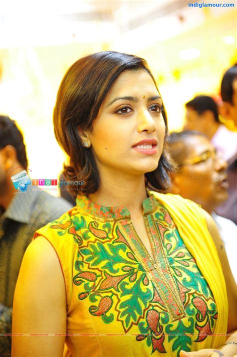 Mamta Mohandas Actress HD photos,images,pics and stills-indiglamour.com ...