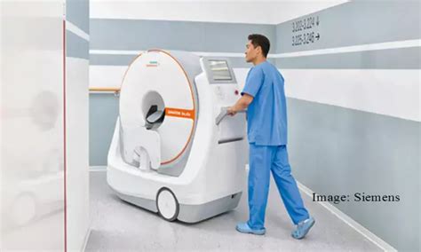 FDA approves wheeled CT scanner allowing bedside scanning in ICU